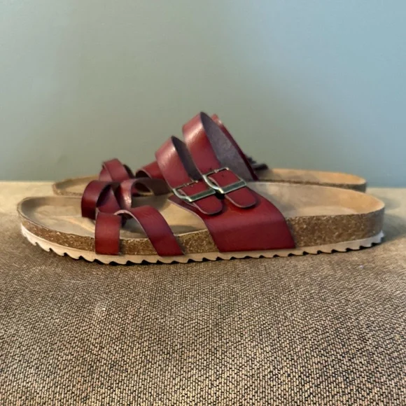 Maurices Sandals - Picture 3 of 6